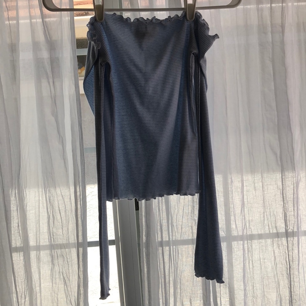new hollister off the shoulder striped blue top